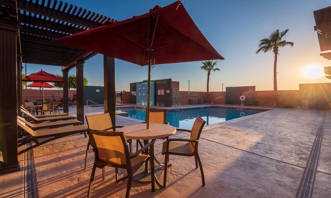 Somerton Hotel | Relax at Cocopah Resort and Conference Center with Pool & Spa