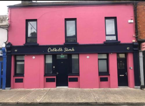 Templemore Apartment | Codladh Sámh Apartment