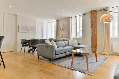 Bellecour - Hotel Dieu Apartment | Discover Coeur de Presqu’île Hotel Dieu: Family-Friendly Stay