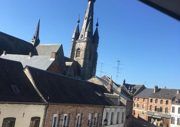 Solre-le-Chateau Apartment | Enjoy Family-Friendly Stays at Coeur de Solrézis