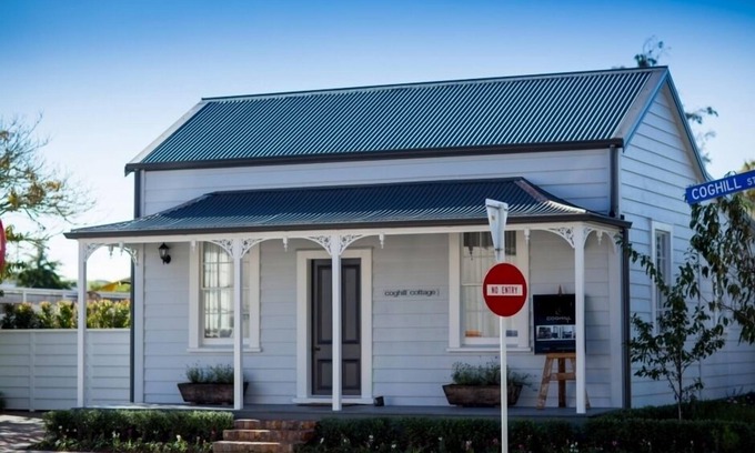 Whitianga Cottage | Top-Rated Coghill Cottage with Pool and Family Amenities