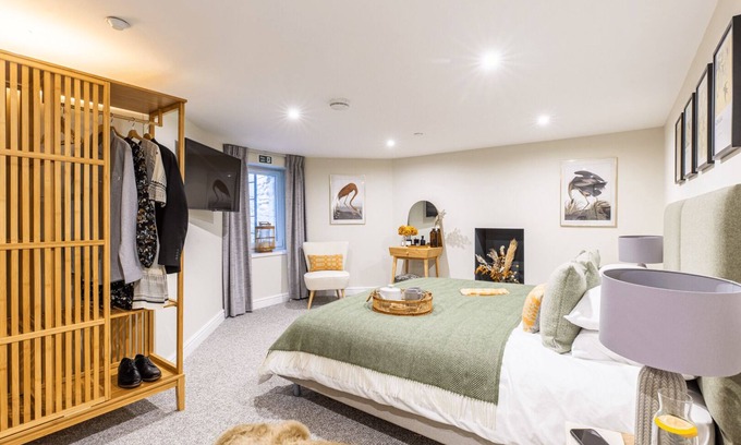 Cardiff City Centre Apartment | Top-Rated Cohost Partners | City Centre One Bedroom Retreat