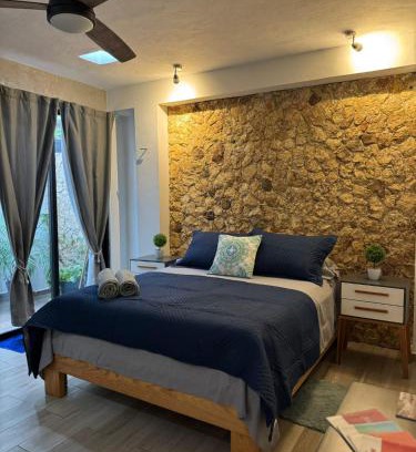 Centro Apartment | Guest Rated 9.3: Estudio Colibrí MID in Mérida's Heart