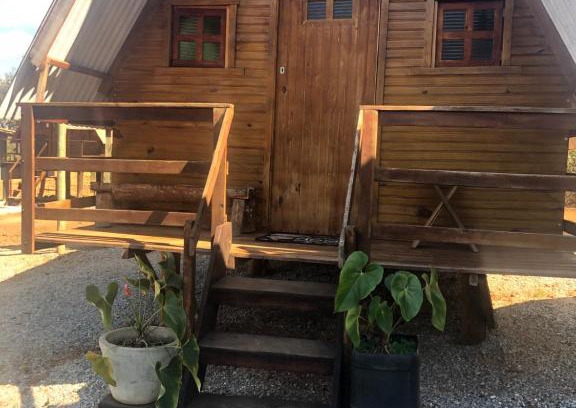 Piedade do Paraopeba Hotel | Pet-Friendly Oceanfront Retreat at Colinas do Braga Chalés