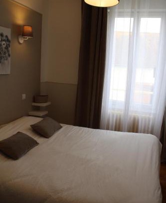 Dange-Saint-Romain Hotel | Budget-Friendly Coliwork Le Saint Romain with Family Amenities