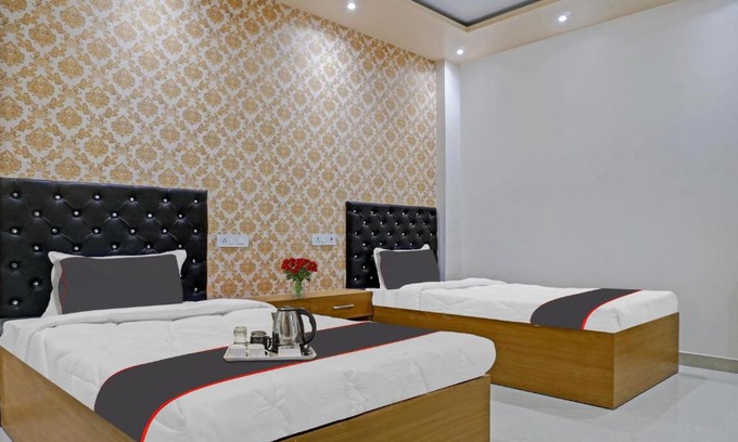Sarnath Hotel | Welcoming Collection O 90327 US In: Ideal for Families