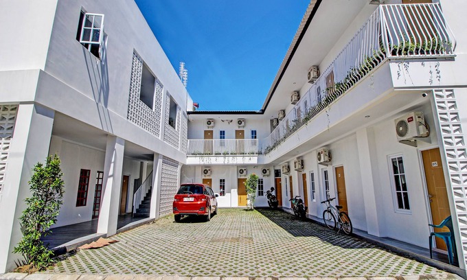 Temon Hotel | Guest Rated: Collection O Kp Inn with Breakfast & Kids' Fun