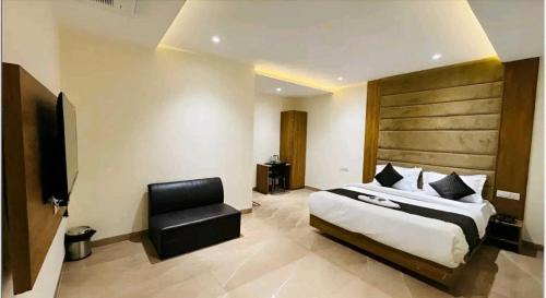 Jabalpur Hotel | Collection O Bargi Hills Near IT park
