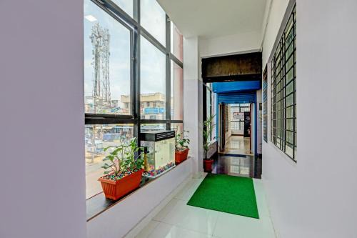 Mysore Hotel | Comfortable 4-Star Stay at Collection O Emara Grand Mysore