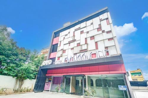 Mangga Besar Hotel | Budget-Friendly Super OYO Capital O 136 Manggis Inn Stay