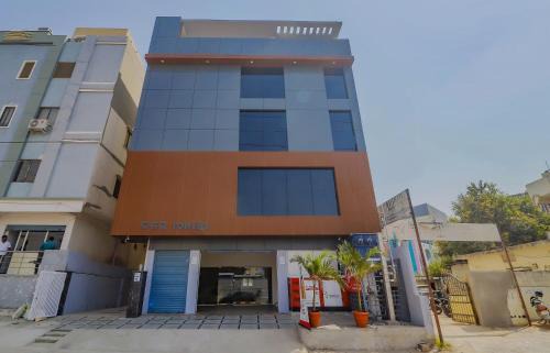 LB Nagar Hotel | Budget-Friendly OYO Collection O 78286 White Ridge Stay