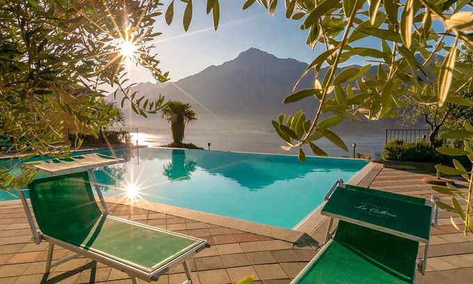Vercana Apartment | Collina Magnolia Holiday Apartment with Pool & Ocean View