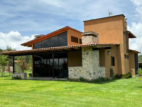 Tapalpa Ski Chalet | Colmar 48 Cabin