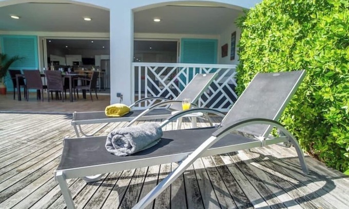 Quartier d Orleans Apartment | "Colombe, your Orient Bay seaside apartment
