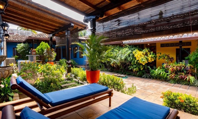 Granada House | Elegant Casa Consulado in Granada with Spa & Breakfast