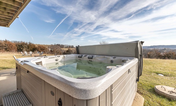 The Galena Territory House | Experience Eagle: Hot Tub, Arcade Fun & Fire Pit Delight