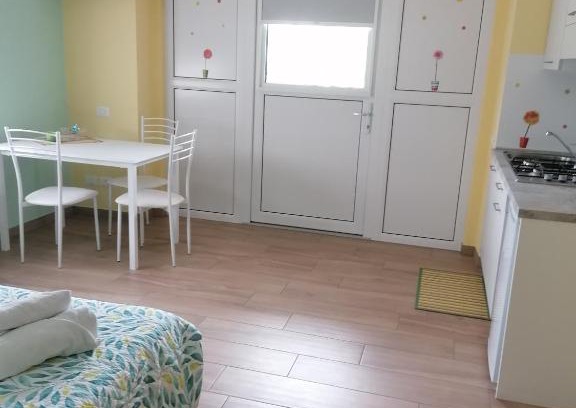 Soranzen Apartment | Pet-Friendly Getaway at Colori nel Parco 2 - Rated 9.4/10