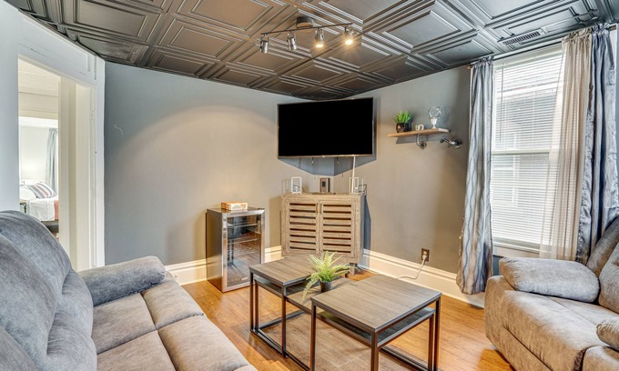 Merion Village House | Convenient Columbus Apartment Near Ohio State University