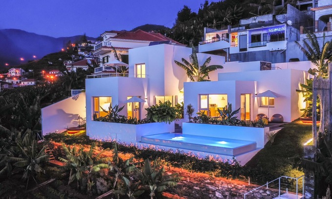 Ponta do Sol House | Family Retreat with Pool & Spa at Casa da Vargem I
