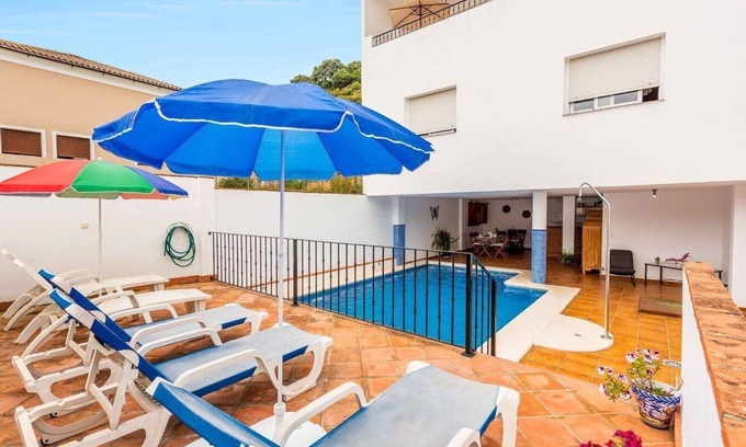 Cortes de la Frontera Villa | Top-Rated Quercus Cortes de la Frontera with Pool & Spa