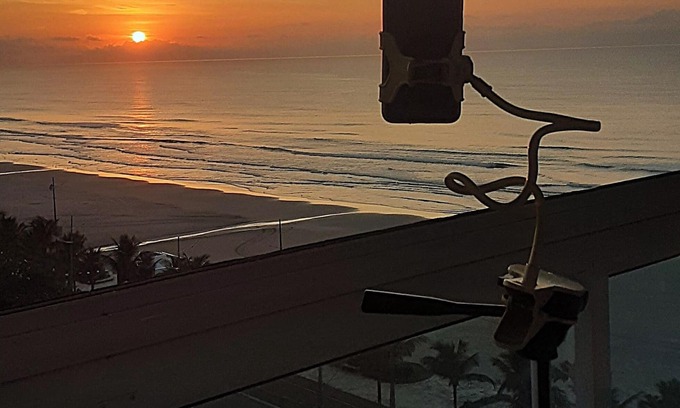 Praia Grande Condo | Sea View Haven: Enjoy a Balcony with Barbecue & Spa