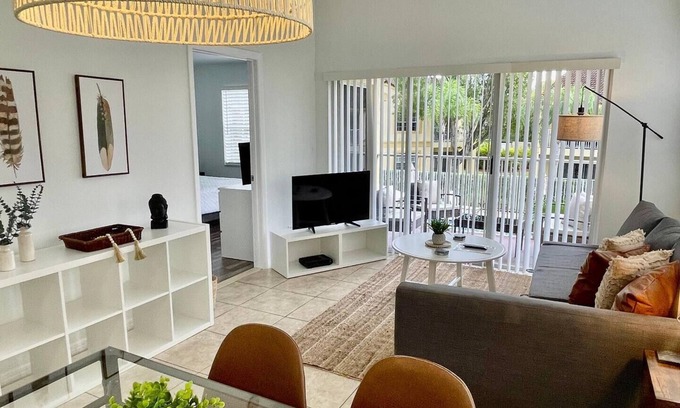 Boca Raton Apartment | Cozy West Boca Raton Apartment with Private Pool & Breakfast