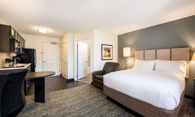 West Des Moines Resort | Create Lasting Memories with Exciting Adventures Awaiting!