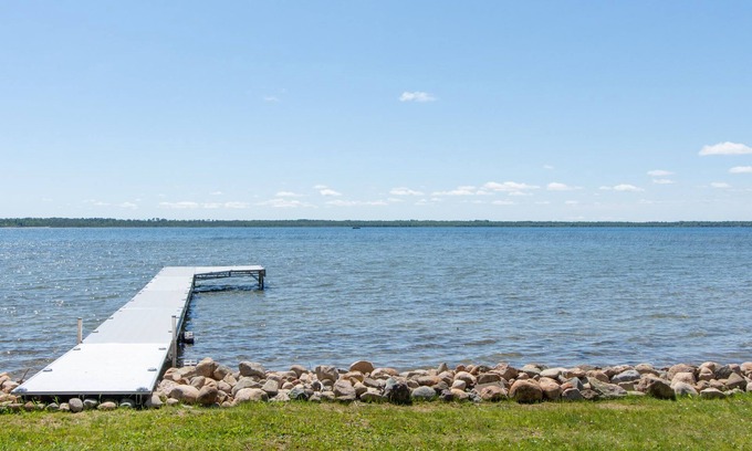 Brainerd House | Discover Relaxation at North Long Lake in Brainerd MN