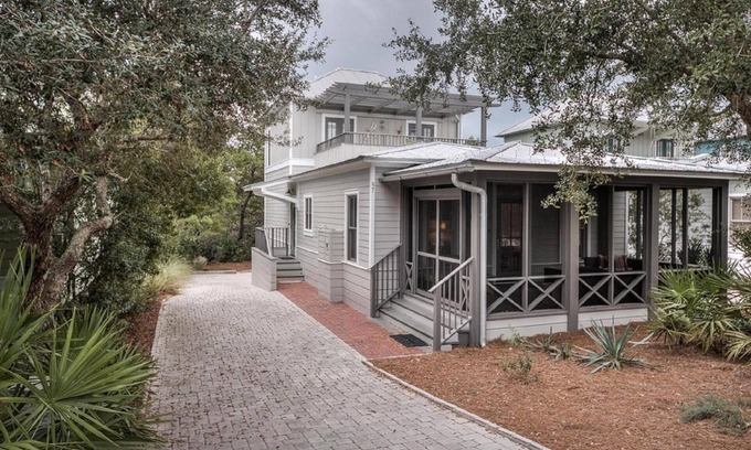Seacrest Cottage | Experience Tranquility at 7th Cottage by the Sea on Scenic 30A