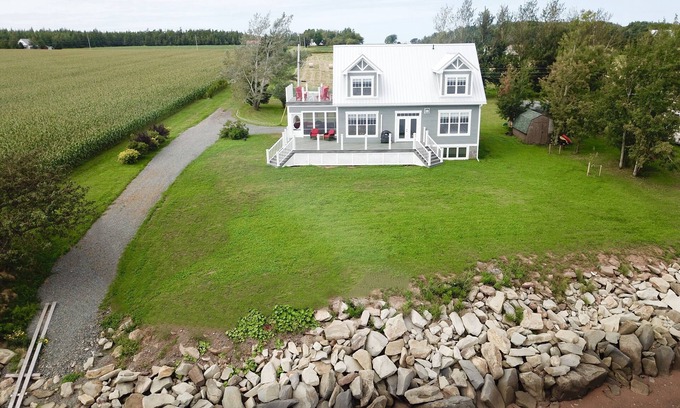 Brule Point House | Experience Dream Ocean House: Breathtaking Views & Food