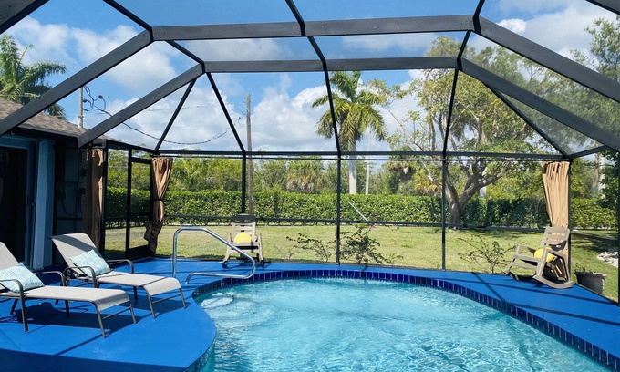 Isles of Capri House | Discover Paradise at Isles of Capri in Naples, FL