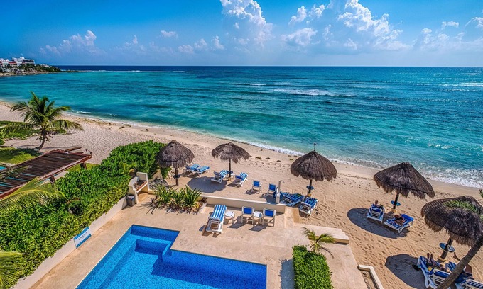 Akumal Condo | Discover Oceanfront Paradise: Top-Rated Penthouse Retreat