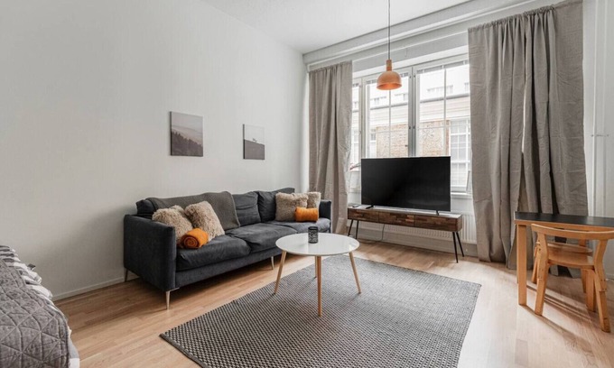 Tampere Condo | Come in! "Dyer" Stunning stud