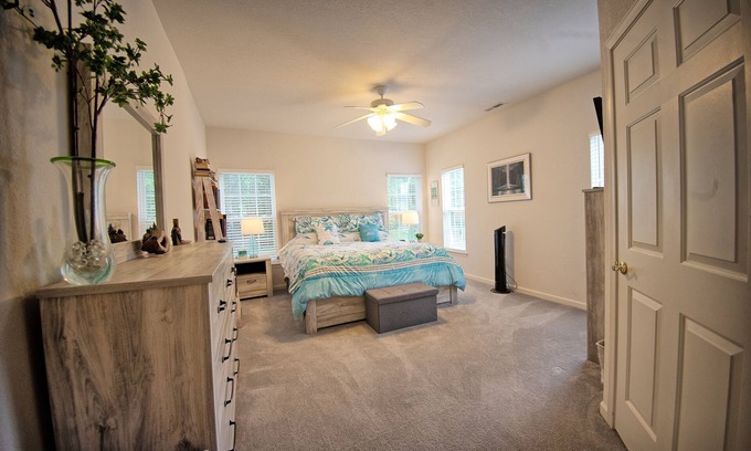 Ocean View Villa | Relax at Our 3 Bedroom Twinhome Near the Beach, Rated 9.4