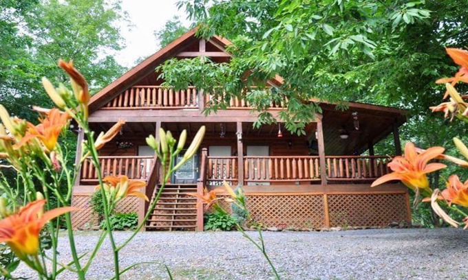 Sevierville Cabin | Relax in Our Cozy, Private Cabin with Pool & Spa Amenities