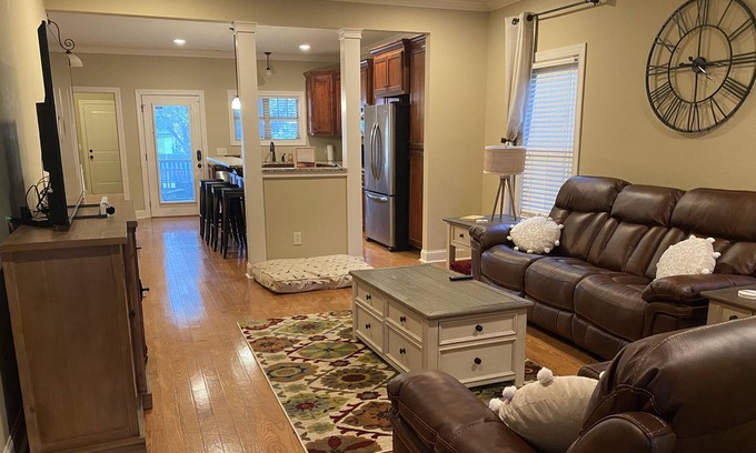Huntsville House | Experience Five-Star Comfort with No Pet Fee Welcome