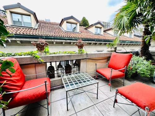Scala Apartment | Inviting ComeCasa Flat Scala-Brera: Pet-Friendly Stay!