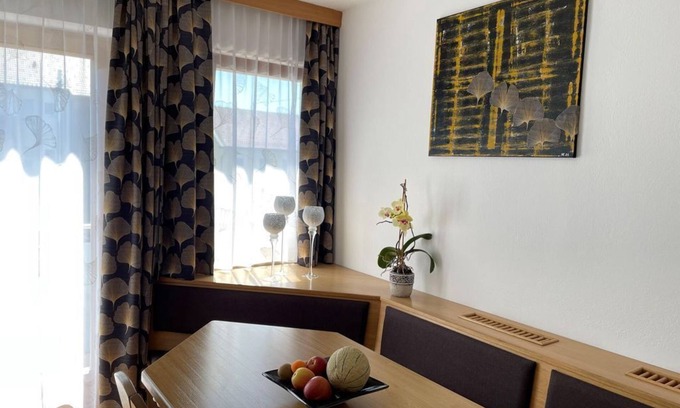 Unterburg am Klopeiner See Apartment | Comfort Apartment B - Family-Friendly Retreat with Kitchen