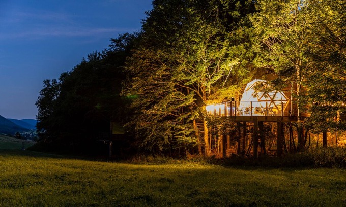 Autrans-Meaudre-en-Vercors Cabin | Exceptional Panoramic Dome in Vercors with Family Amenities