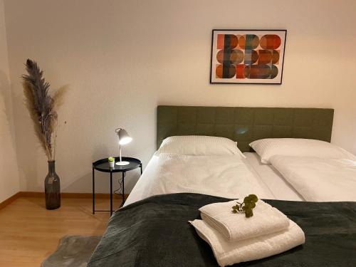 Seebach Apartment | Convenient 1 and 2BDR Apartment Near Zurich Airport