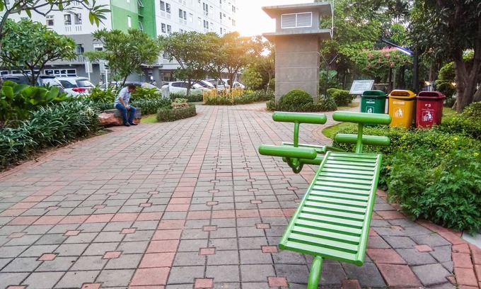 Kayu Putih Apartment | Cozy 2Br Apartment with Kitchen in Green Pramuka City