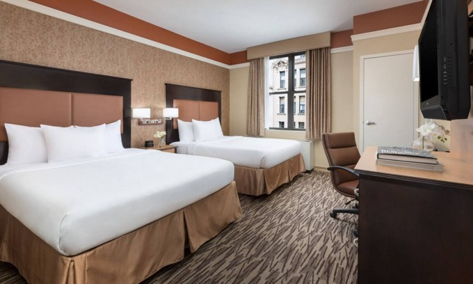 Koreatown Hotel | Convenient Getaway: Relaxing Units Near Statue of Liberty