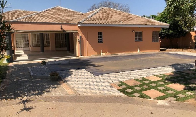 Ramotswa House | Cozy Retreat with Pool and Family-Friendly Amenities