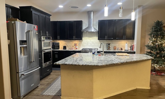 Tucson House | Relax and Connect: Perfect Family Retreat Awaits You