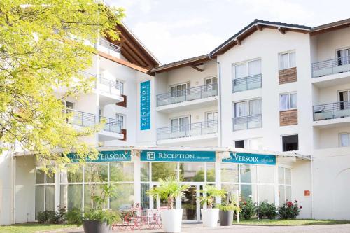 Divonne-les-Bains Hotel | Inviting Zenitude Hôtel-Résidences La Versoix for Families