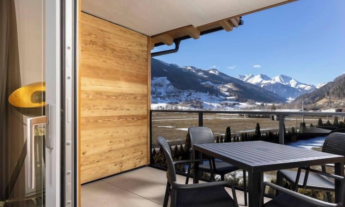Seblas Apartment | Relaxing Comfort by Interhome with Lake View & Spa
