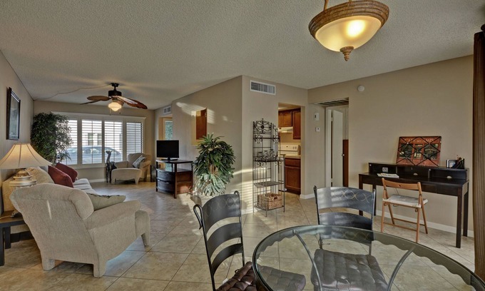 Deer Valley House | Relax in North Phoenix: Pet-Friendly with Breakfast Included