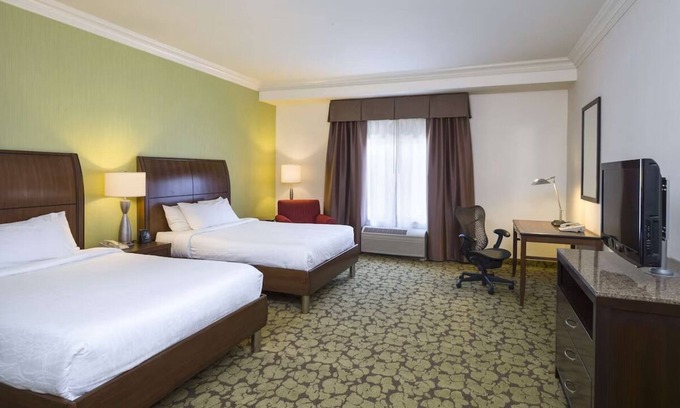 Hopelawn Hotel | Convenient Stay Near Rutgers University with Free Parking