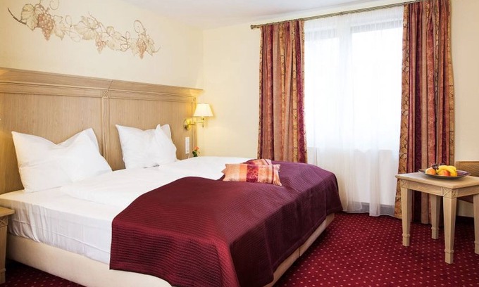 Steinbach Apartment | Cozy Comfort Doppelzimmer with Family-Friendly Amenities