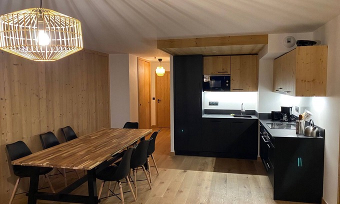 La Chapelle-d'Abondance Apartment | Spacious Apartment in La Chapelle-d'Abondance for 8 Guests